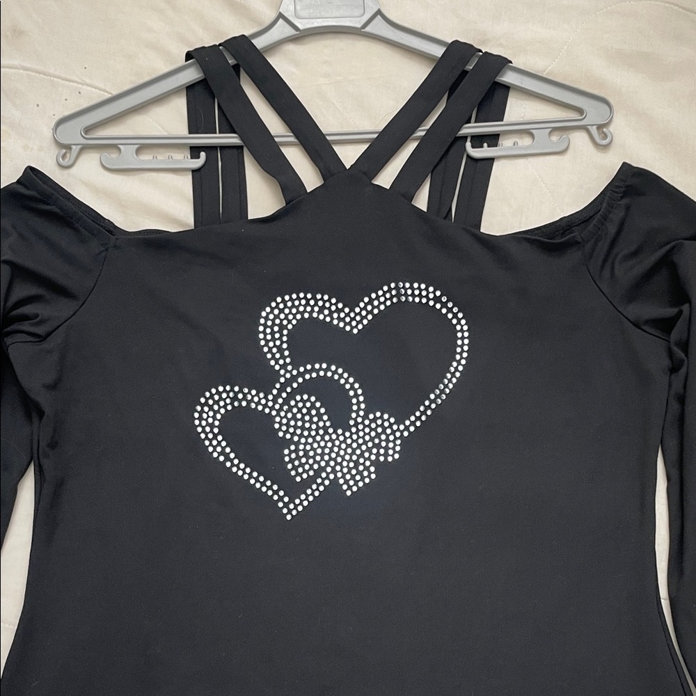 Elegant Black Women's strappy Neck Top with Heart Design ๐ - Picture 3 of 11